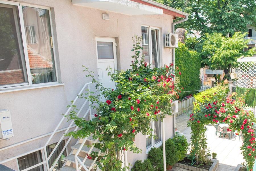 Hotel Relax Varna Exterior foto